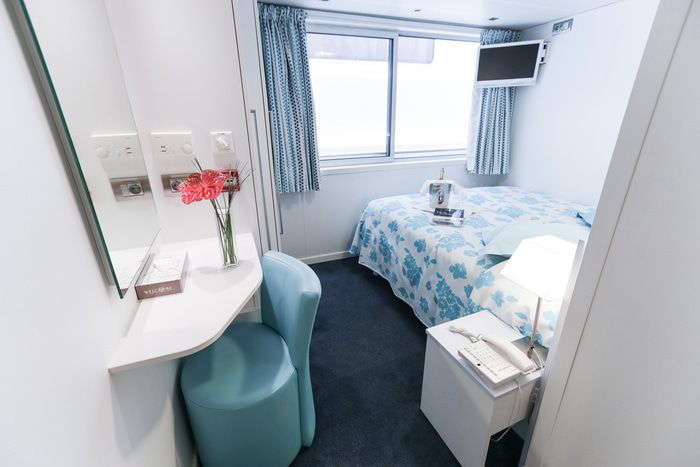 Middle Deck 1 Double Bed - Accessible Cabin Cat B